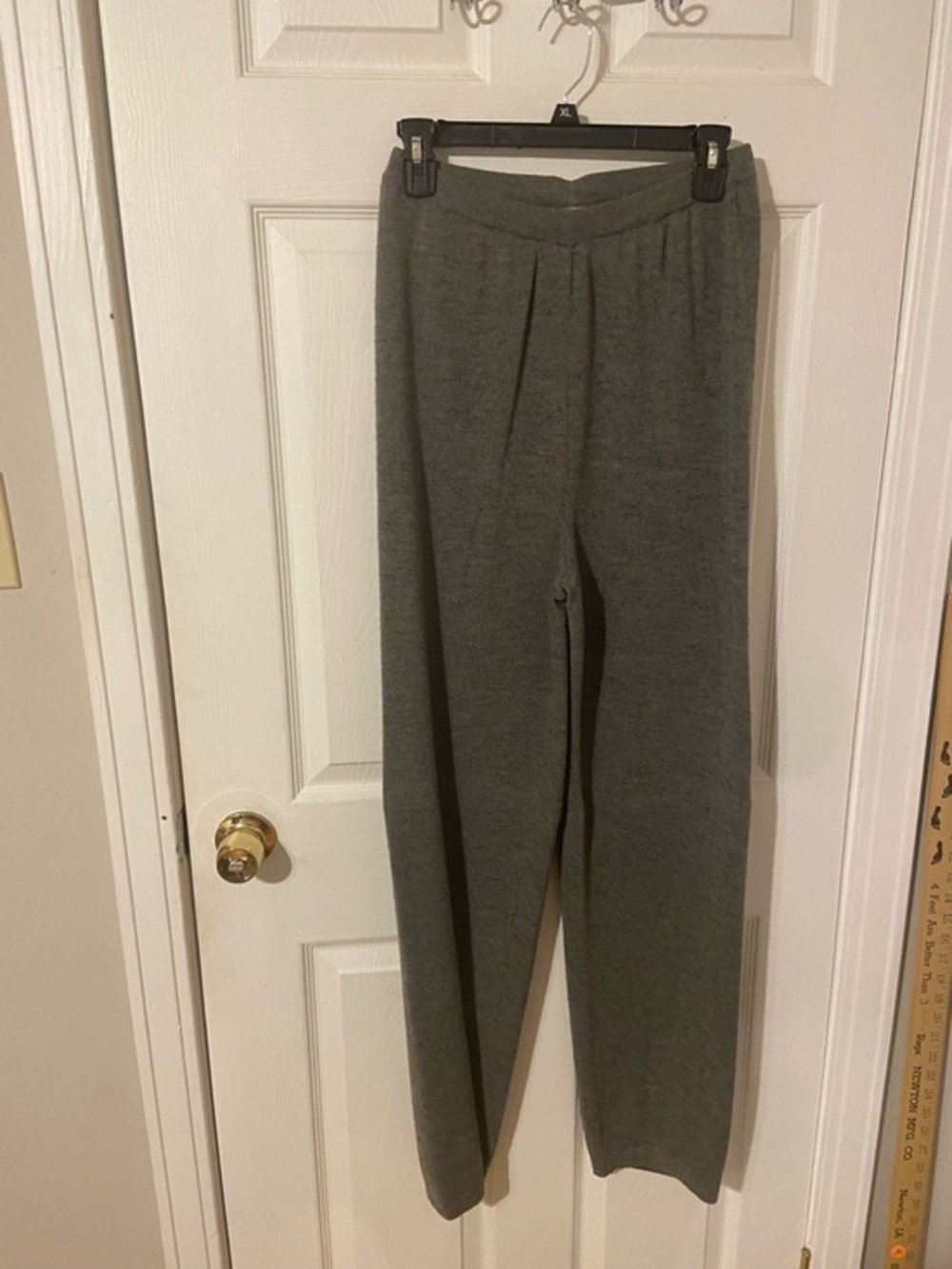 villager By Liz Claiborne Women’s Small Heather Gray Knit Joggers